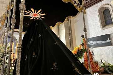 Los pasos de la procesión del Viernes Santo, listos ya en la Basílica de Telde/TA.